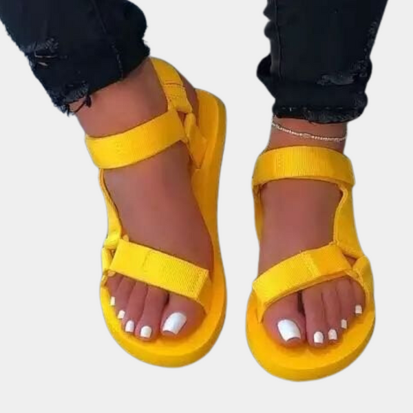 Bequeme und elegante damensandalen für jeden Anlass