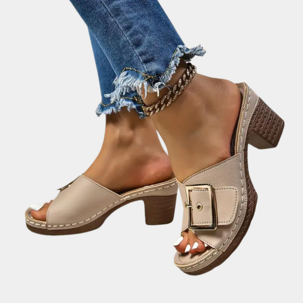 Bequeme und elegante Sandalen für Damen im Alltag