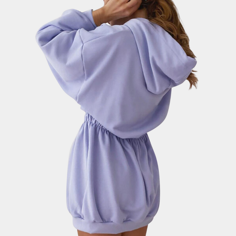 Oversized Damenkleid mit Kapuze