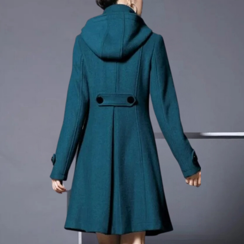 Warmes, elegantes Damenjäckchen mit Taschen