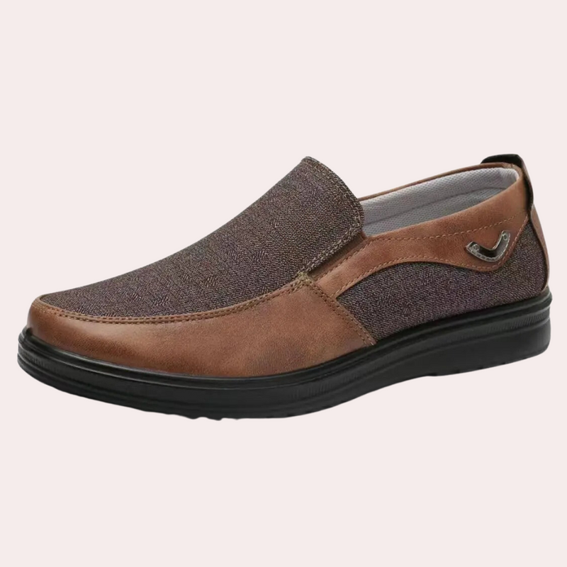 Leichte und bequeme Herrenschuhe für draußen