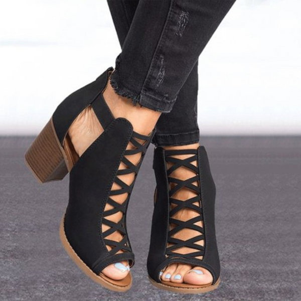 Gisella - Trendige Damensandalen mit Riemen