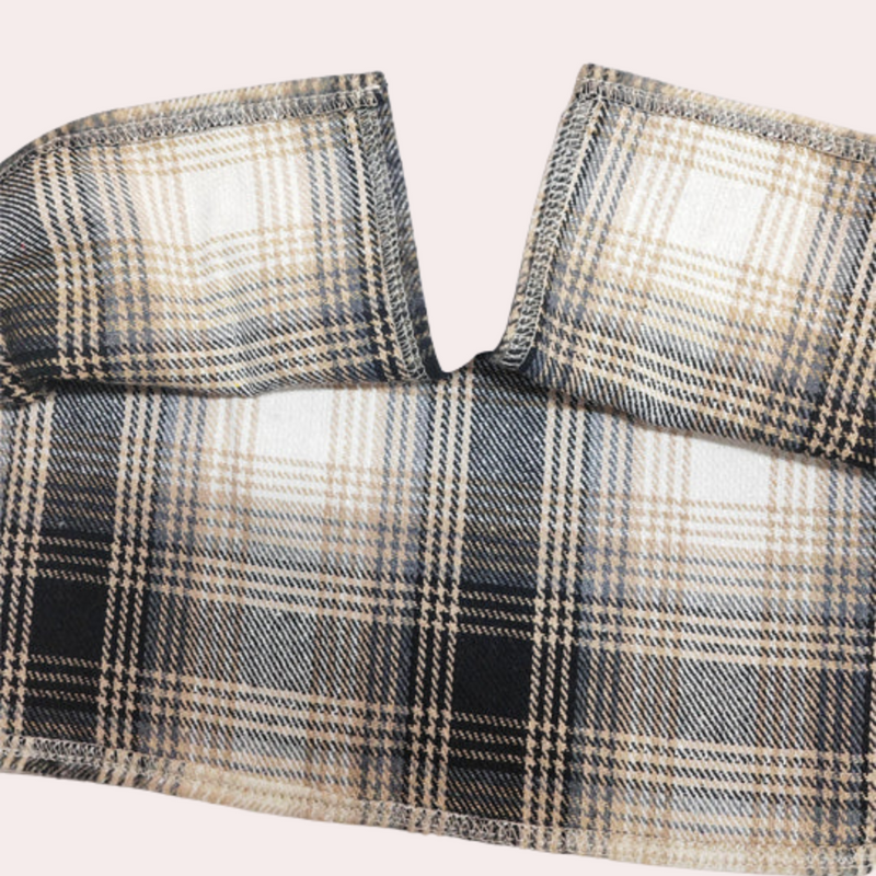 April – Eleganter Langarmpullover im Patchwork-Design