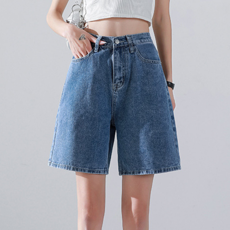 Bequeme Denim Shorts für Damen im modernen Stil