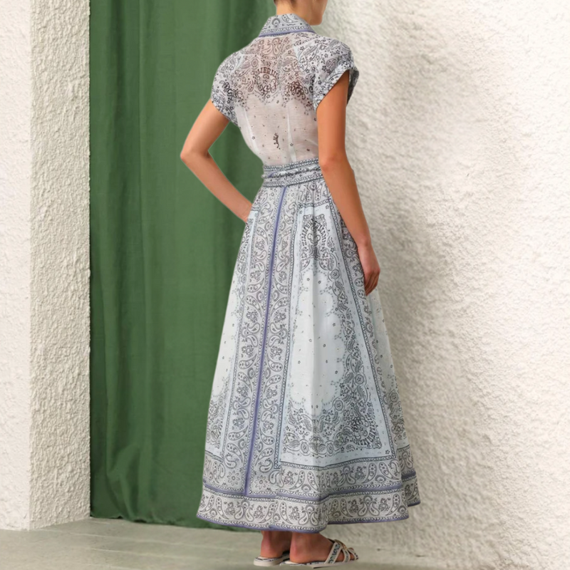Elegantes Sommerkleid für Damen in stilvollem Design