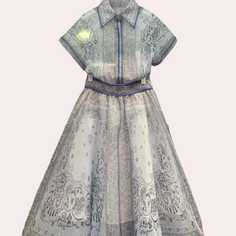 Elegantes Sommerkleid für Damen in stilvollem Design