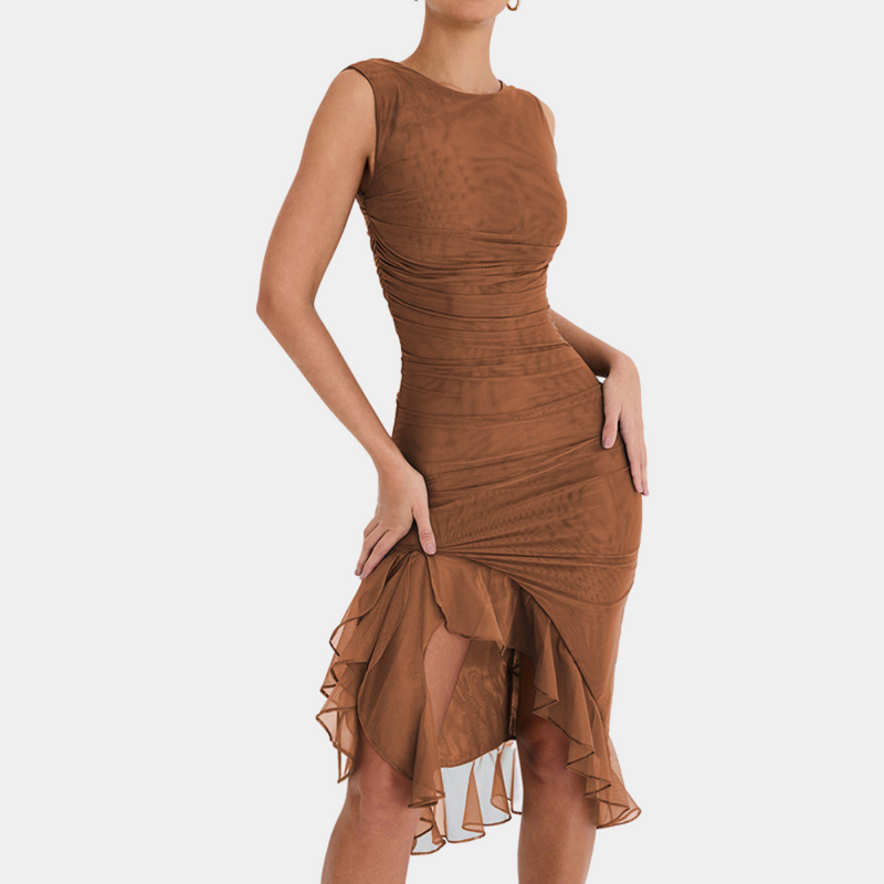Elegante Damen Abendkleid mit feinen Rüschen
