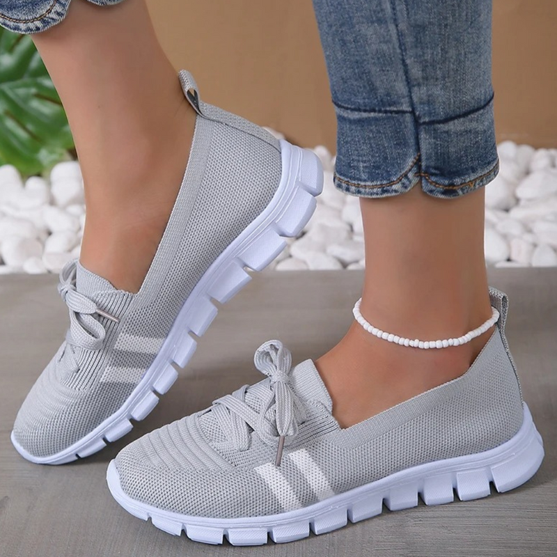 Bequeme und elegante Damen-Schnürschuhe für jeden Anlass