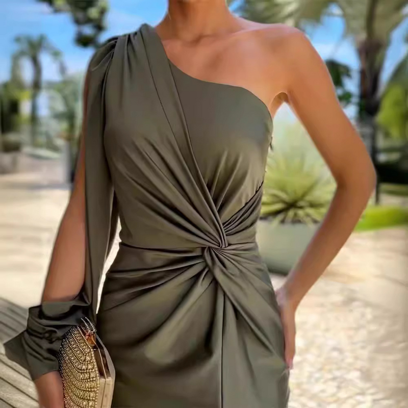 Elegantes Ein-Schulter Kleid für besondere Anlässe