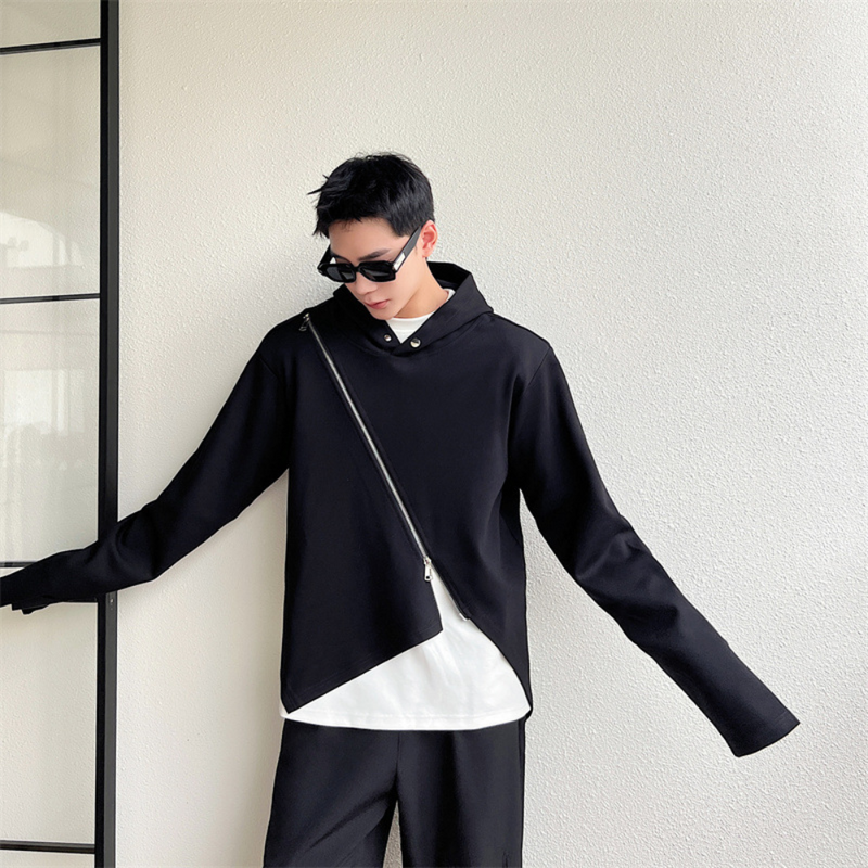 Asymmetrische moderne Herrenhoodie für eleganten Stil