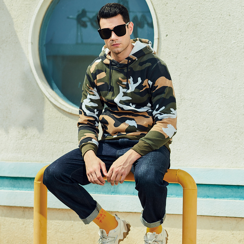 Warme Camouflage-Hoodie für Herren
