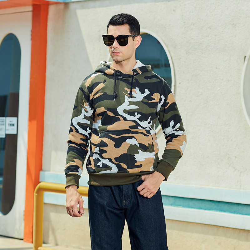 Warme Camouflage-Hoodie für Herren