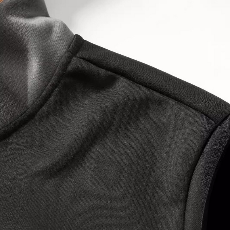 Bequemer und moderner Hoodie für Männer