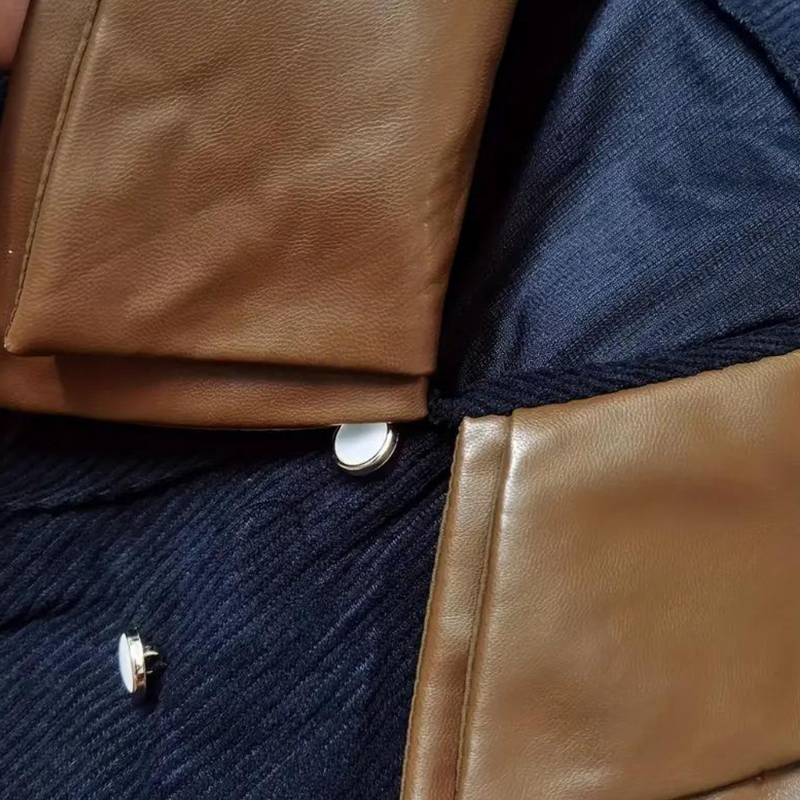 Elegante Frauenkleid mit Gürtel für jeden Anlass