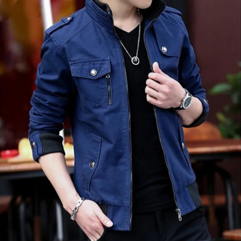 Elegante und bequeme Jacke mit Stehkragen