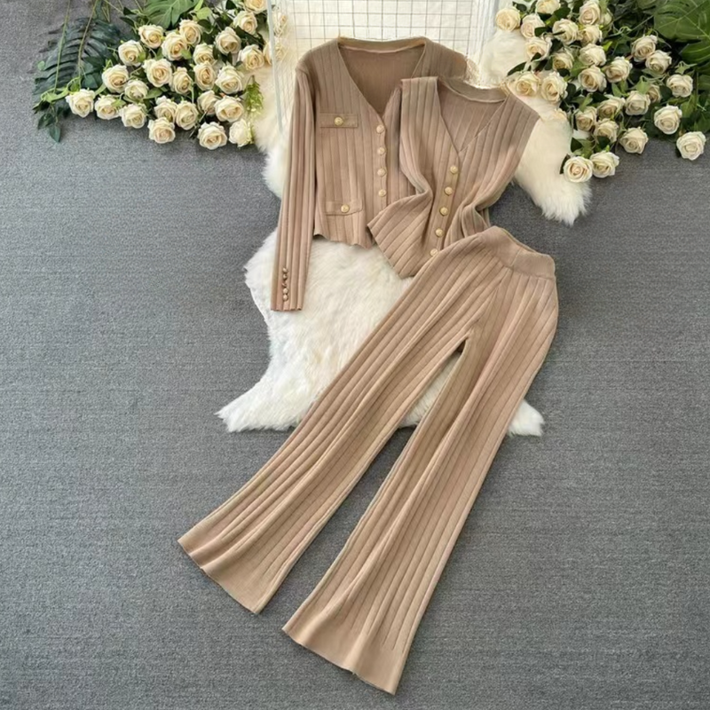 Elene - Elegantes Damen-Strickset