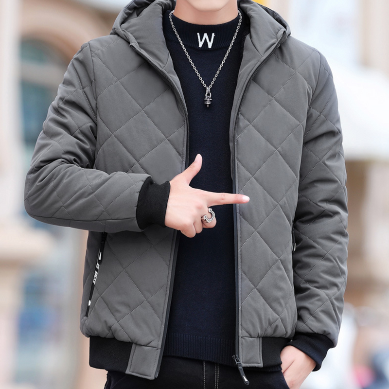 Warme und bequeme Herrenjacke mit Kapuze