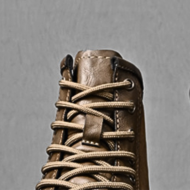 Elegante hohe Stiefel für Herren