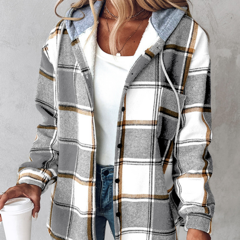 Zelina – Warme Karojacke mit Kapuze für Damen