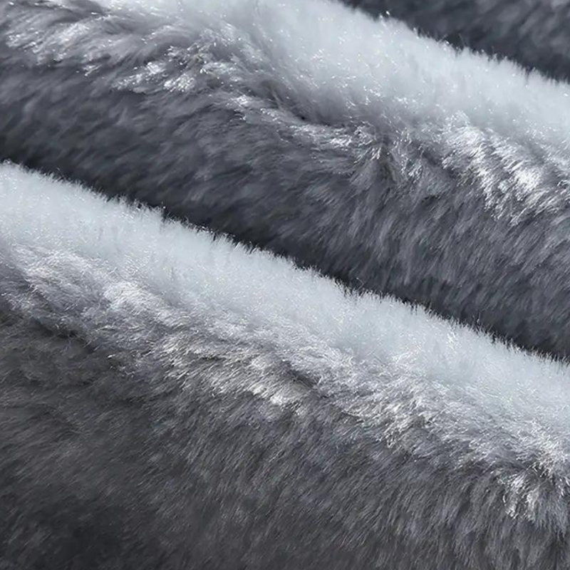 Warmes, stilvolles Herrenhoodie mit Kapuze