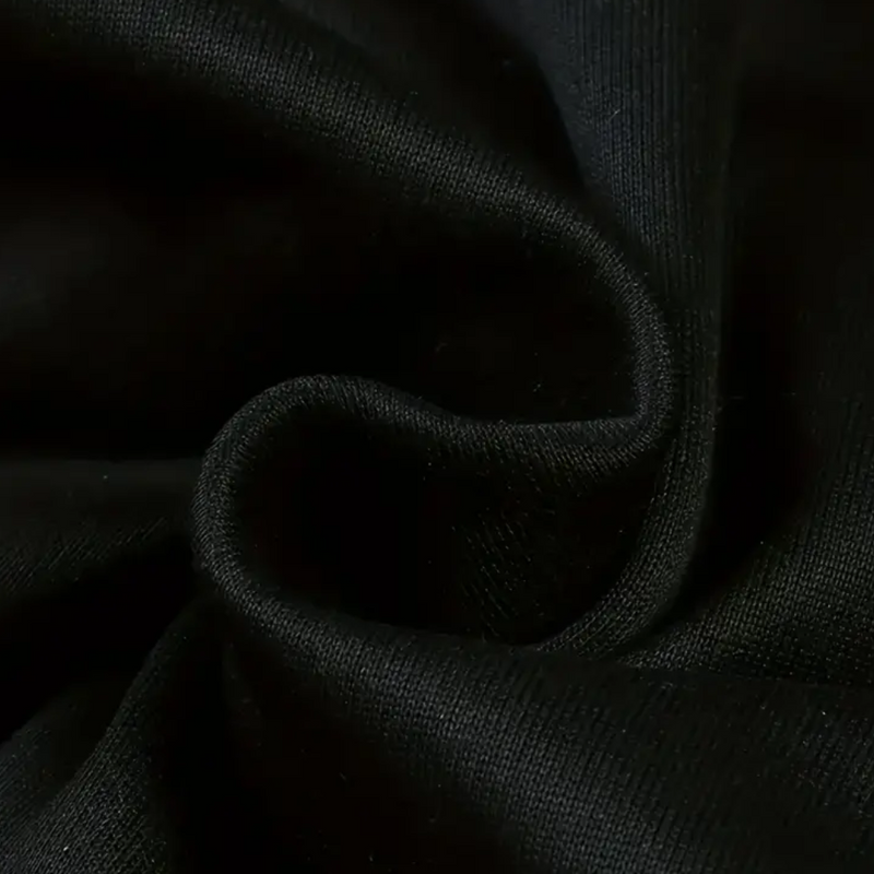 Gruselige und warme Halloween-Hoodie