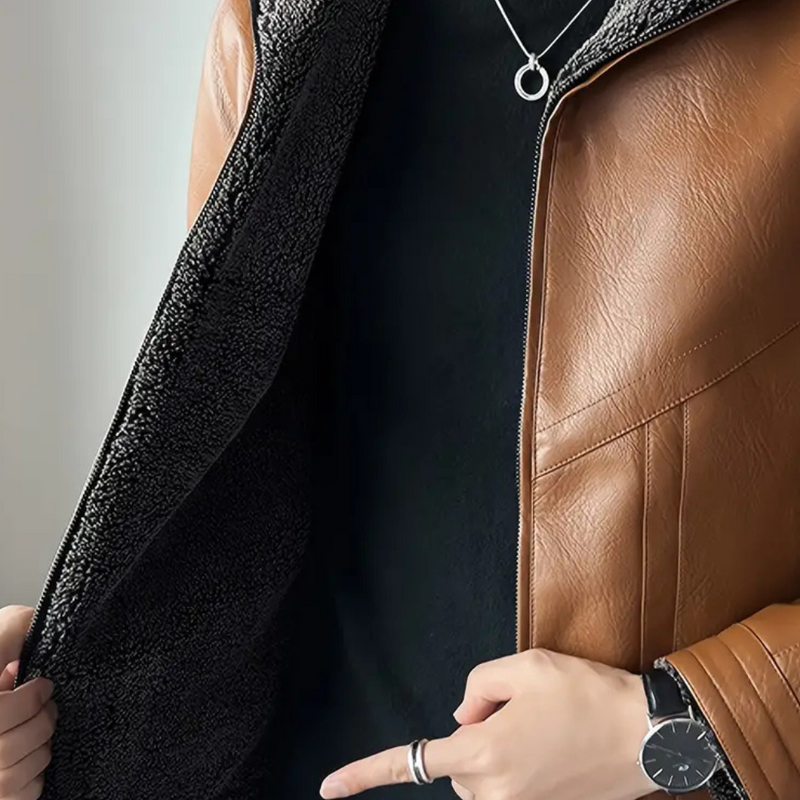 Modischer und bequemer Herrenpullover