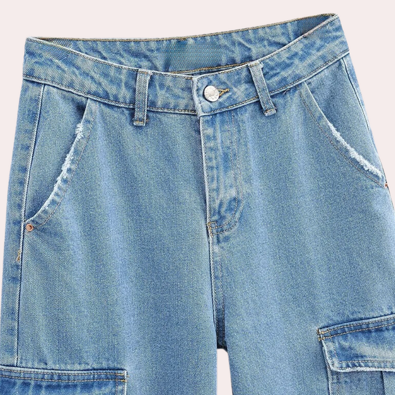 Stylische Denim Cargo Hose für Damen im lässigen Look
