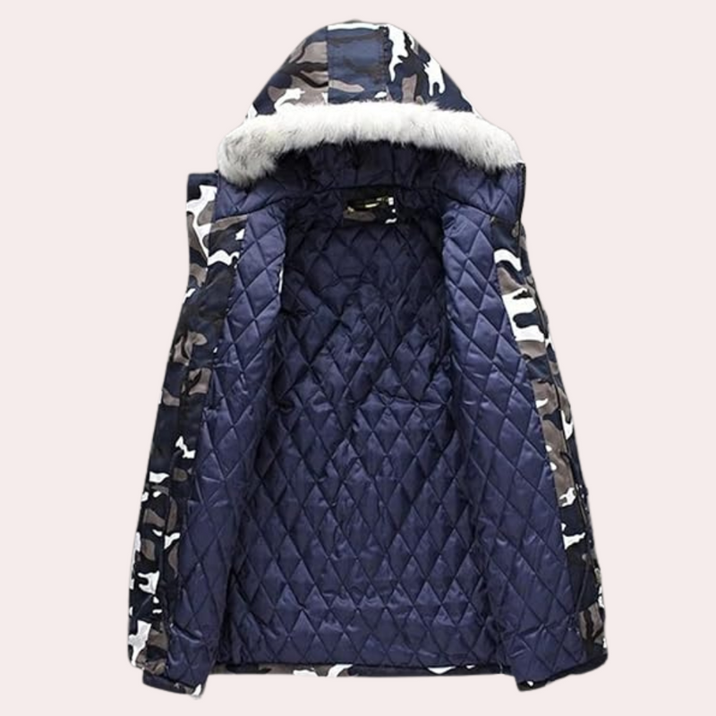 Stylische Tarnjacke mit Kapuze