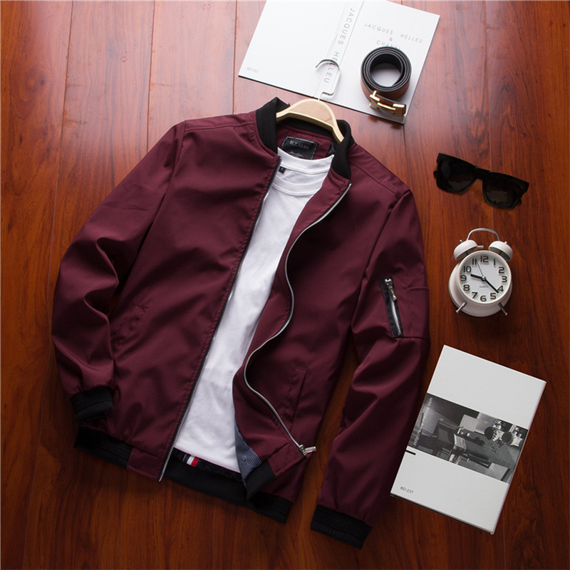 Stylische und leichte Sommerjacke für Männer