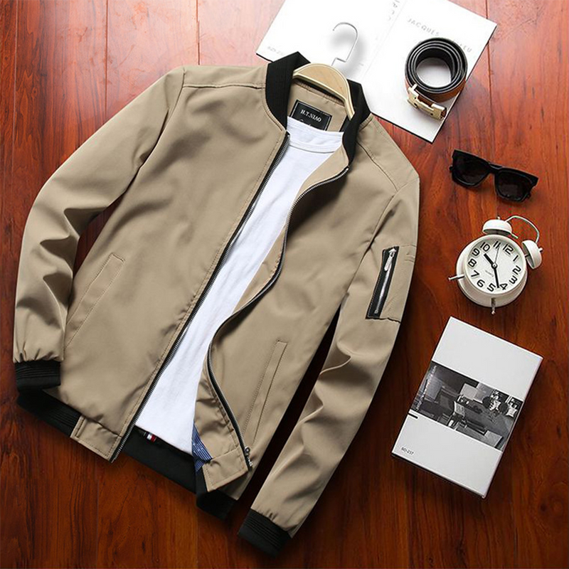 Stylische und leichte Sommerjacke für Männer