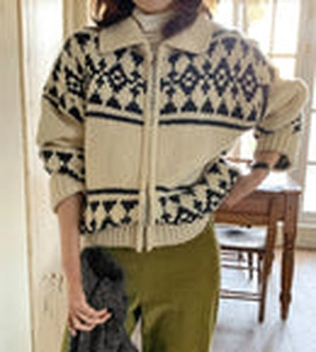 Dorothea - Pullover aus Wolle mit Knöpfen