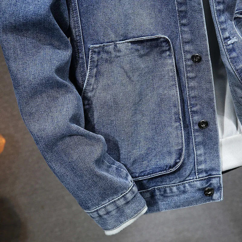Bequeme Jeansjacke mit Kapuze für Männer
