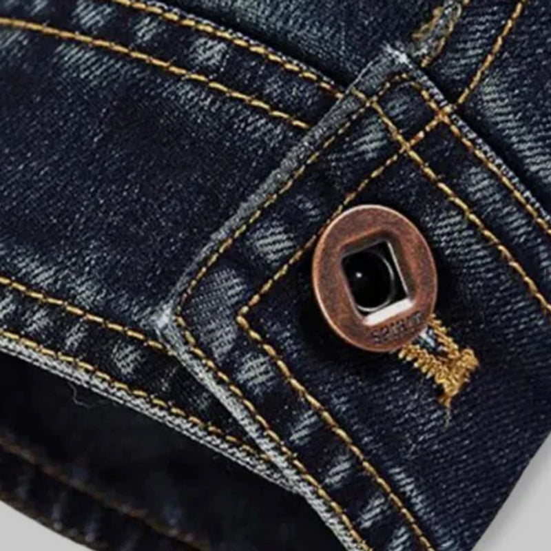 Stylische Jeansjacke für Männer