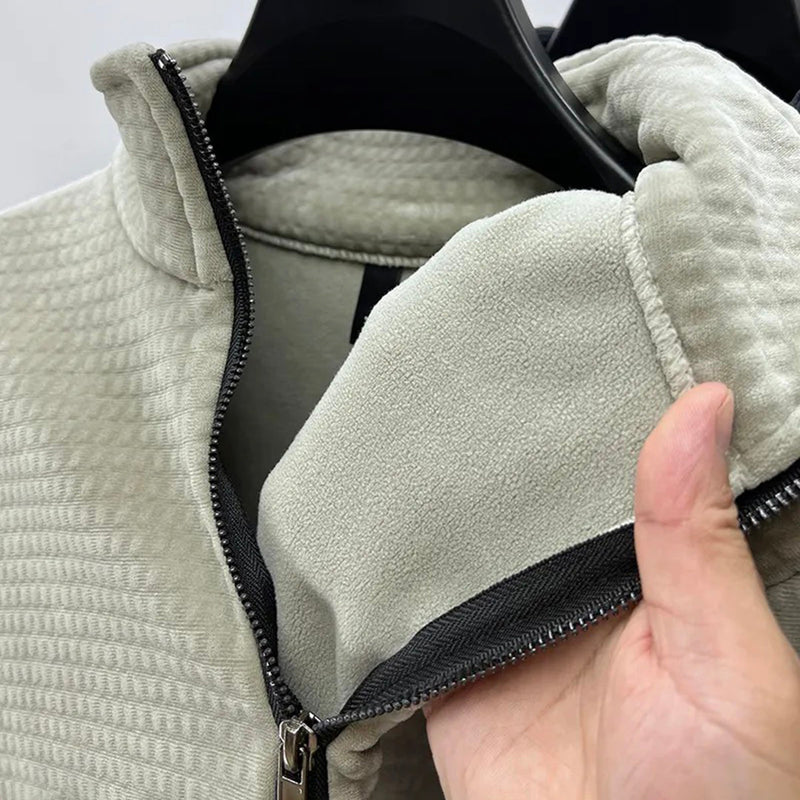 Weiche und warme Winterpullover