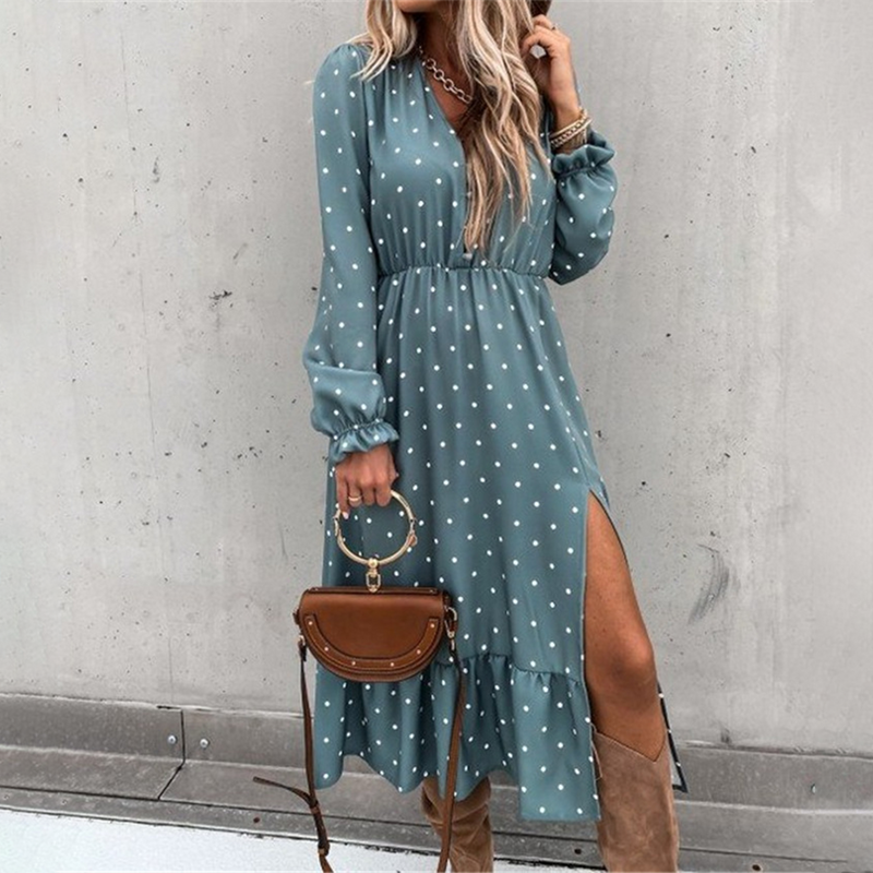 Bequeme und elegante Sommerkleid mit Split