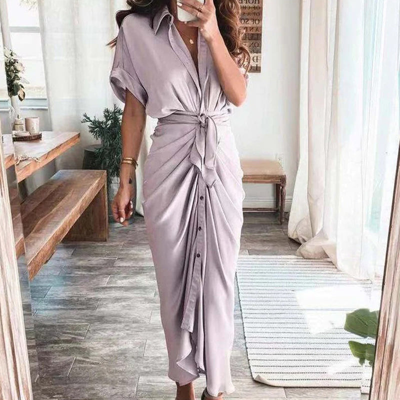 Elegantes modernes Kleid für stilvolle Anlässe