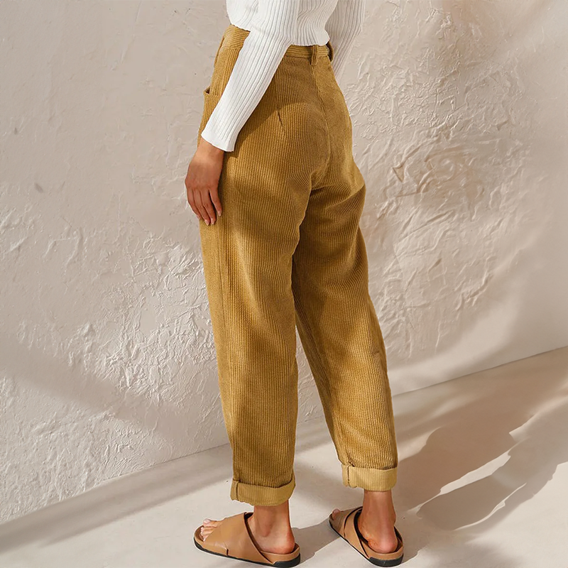 Stilvolle, hoch taillierte Damen-Cordhose