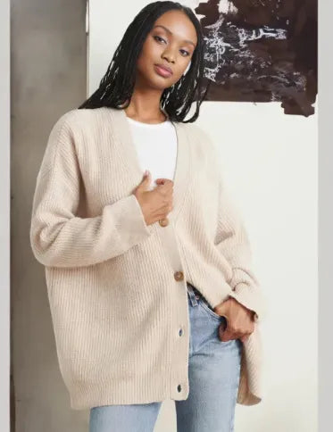 Eva – Stilvolle Cashmere-Cardigan mit weichem Komfort