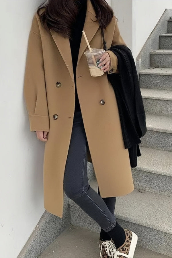 Schickes Winterkleid modern und modisch