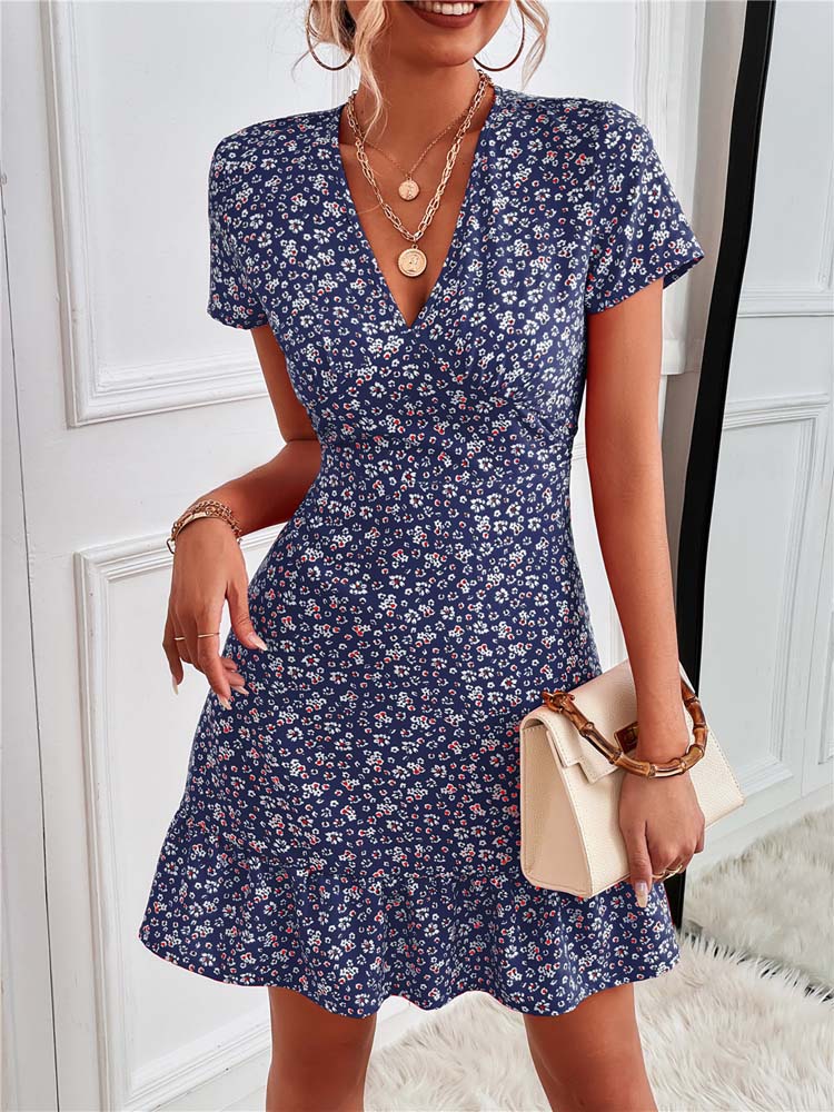 Bequemes | Blumiges Kleid für Damen für dich