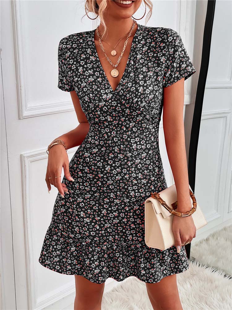Bequemes | Blumiges Kleid für Damen für dich