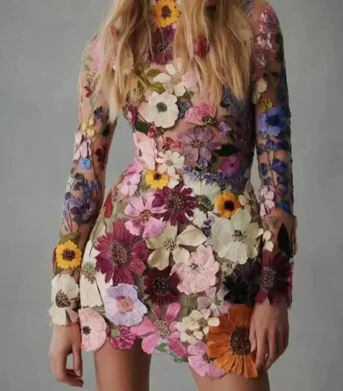Elegantes Heidi Kleid Mit Langen Transparenten Ärmeln
