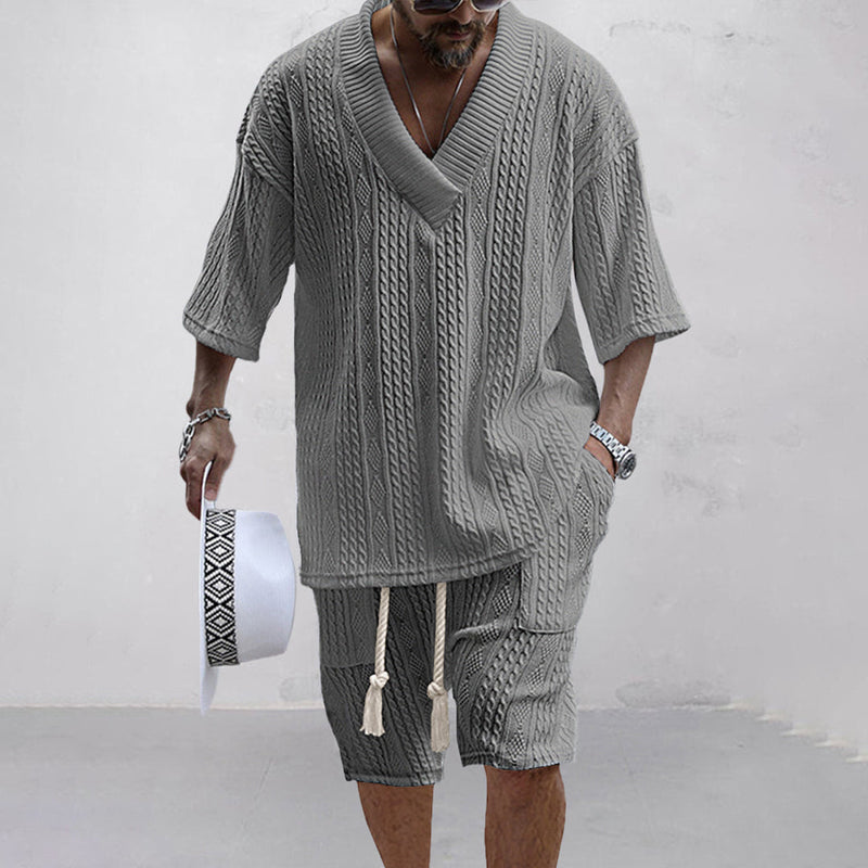Stylisches, bequemes Shirt und Shorts-Set