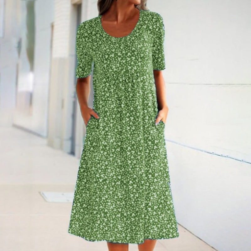 Elegantes und bequemes Blumen-Kleid für den Sommer