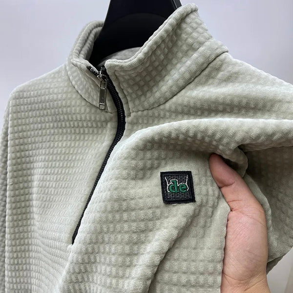 Weiche und warme Winterpullover