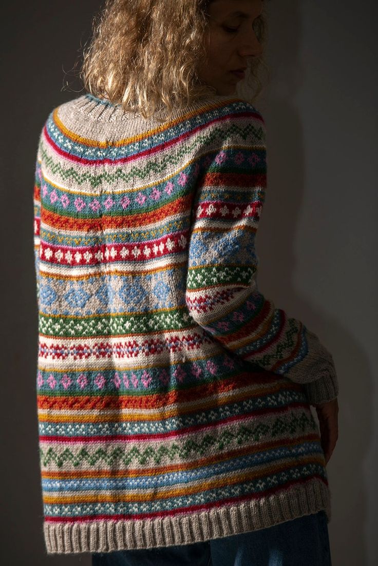 Fraja - Komfortabler, stilvoller Pullover in Kontrastfarben