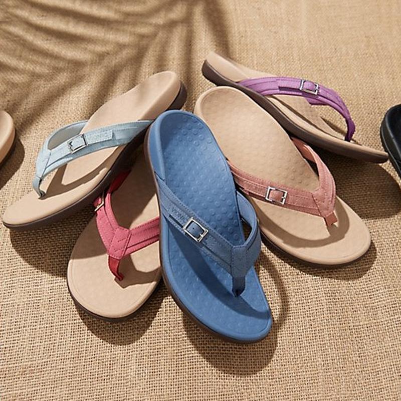 Bequeme und unterstützende Teva-Sandalen für gesunde Füße