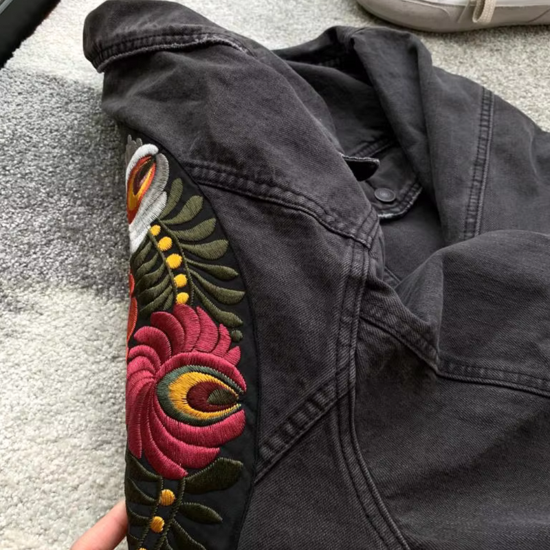 Elegante und bequeme Damenjacke