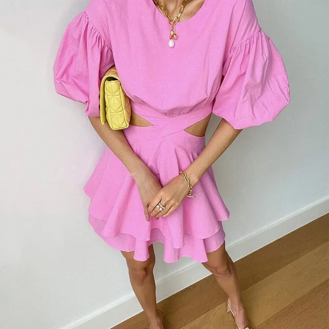 Elegantes Heidi -Minikleid mit Puffärmeln und Rüschen