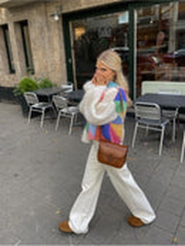 Elegante und warme Strickjacke